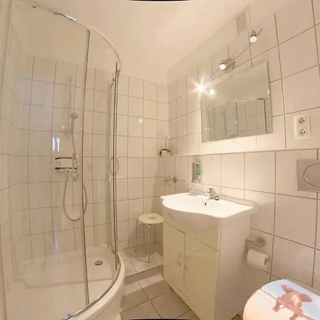 Apartment 570